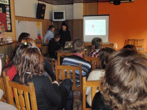 201011081431060.p1010025