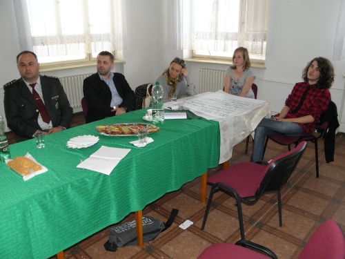 201404081519430.p4020015