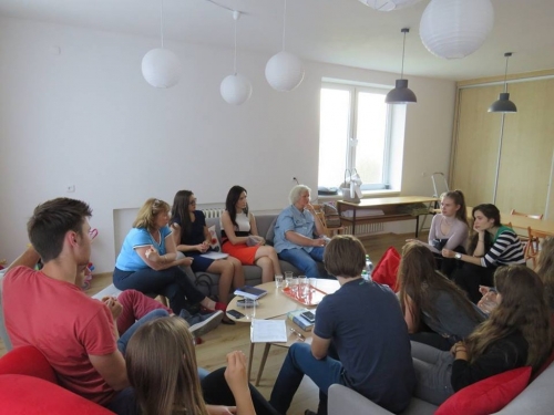 201803051452370.diskusia-nebezpecny-internt