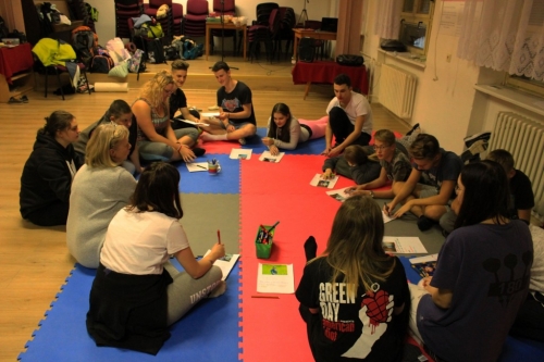 201803051452380.skolenie