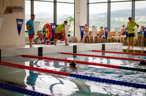 202407221143080.okresne-kolo-v-plavani-107