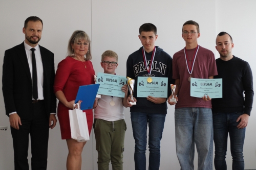 202411181503280.img-2200