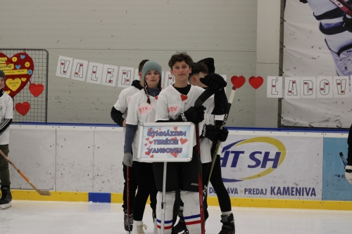 202503031019570.img-2598