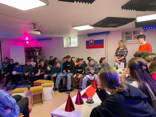 202503210815020.a53d6504-ece3-47ad-9171-92d143c81732