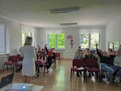 202505051110030.494260212-1296323261843236-2984465012113562219-n