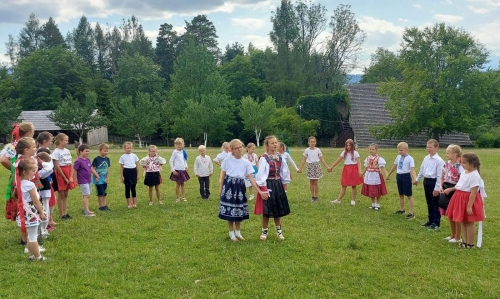 202604091420090.folklorika